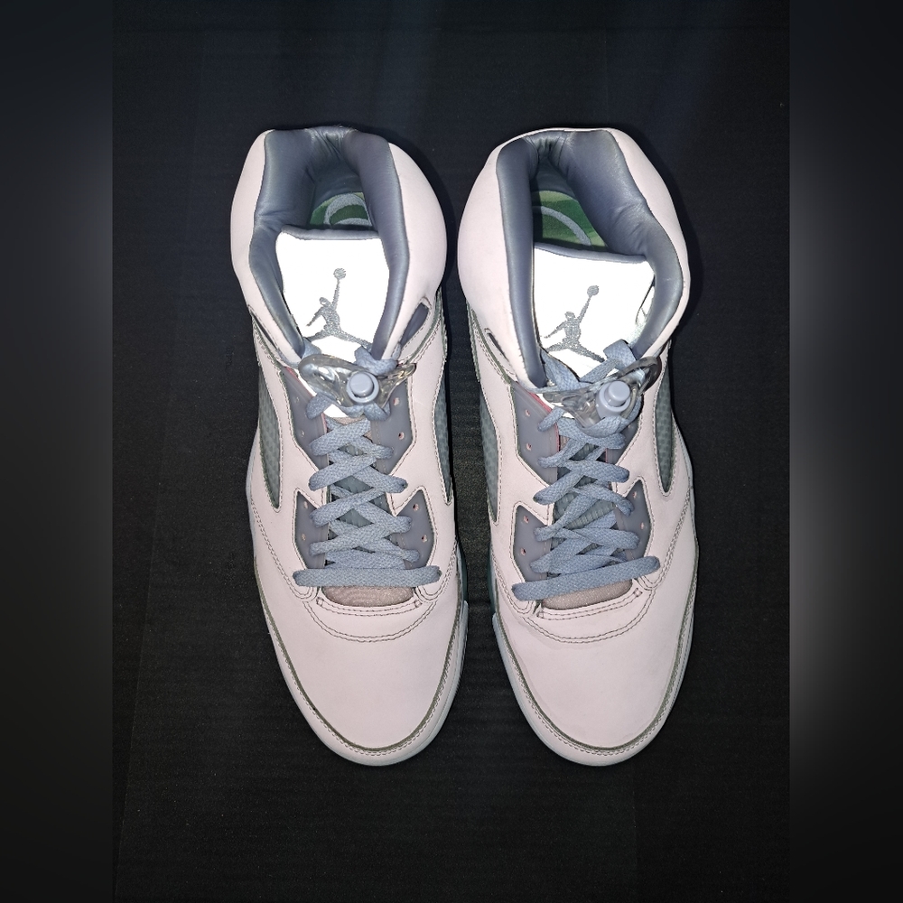 Nike Air Jordan 5 Easter Men's Sneakers Size 11.